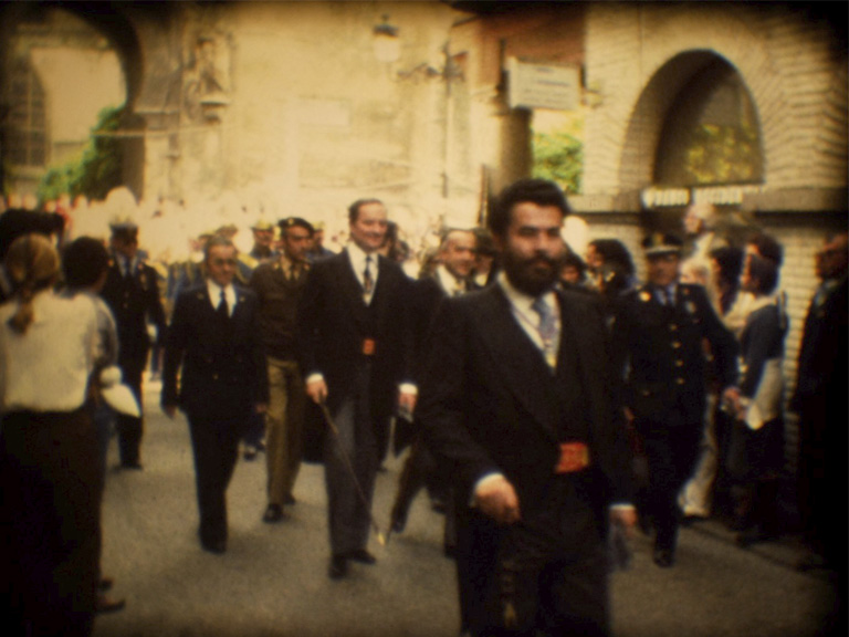 Desfile de la corporación municipal de Sevilla. 1979