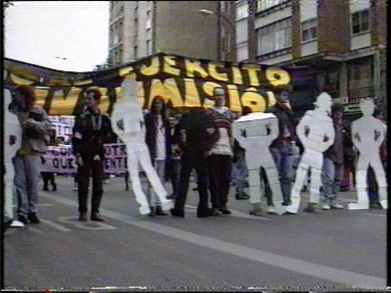 Marcha estatal por la libertad de los insumisos presos. Día Internacional de la objeción de conciencia.Madrid 15 mayo 1994.